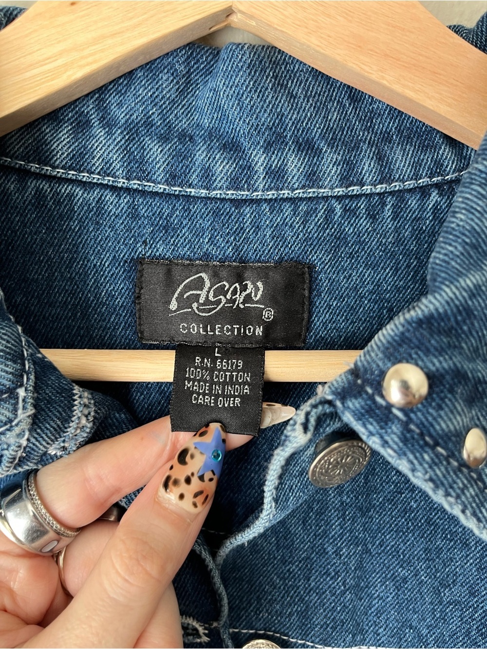 Vintage 80s Star Rivets Western Boho Denim Jean Jacket Size Large Medium Wash - Picture 5 of 5